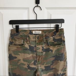 Madewell High-Rise Slim Boyjean Camo J8305 Size 26